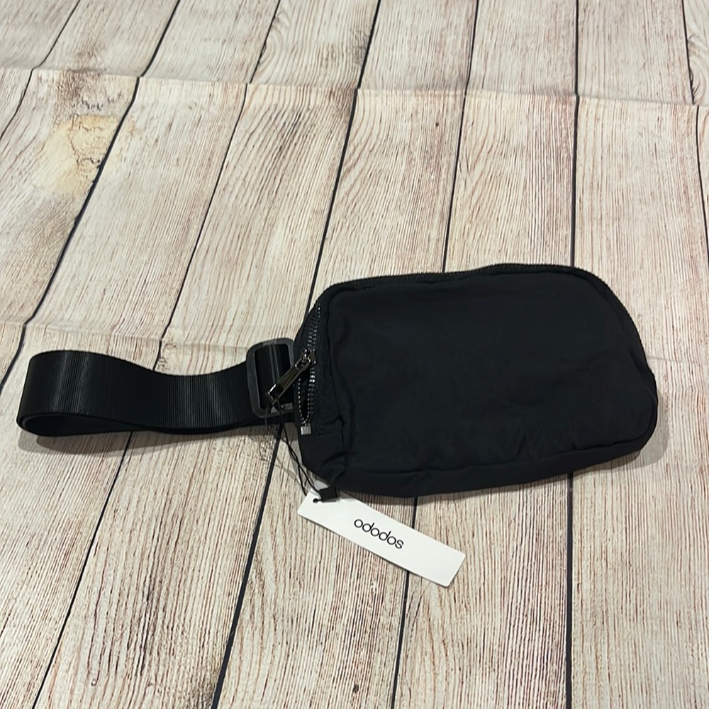 Black Belt Bag ⭐️